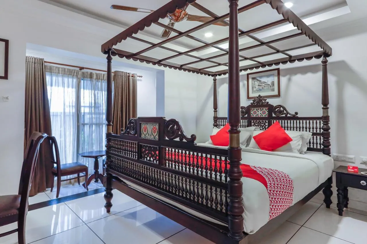 Anchor Inn Kochi Hotel